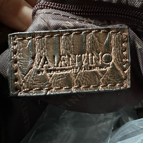 Valentino by Serendipity Valentino Bucket Bag - Picture 10 of 11